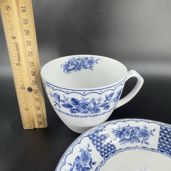 Alfred Meakin Melody Blue White Porcelain Tea Cup and Saucer Set England VTG - Picture 3 of 11
